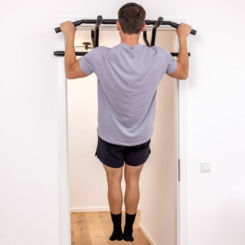 stable door pull-up bar for secure hanging